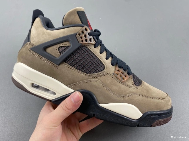 One Kick 4 Scott Brown AJ4-882335 Jordan TS x Retro Travis Air 0816